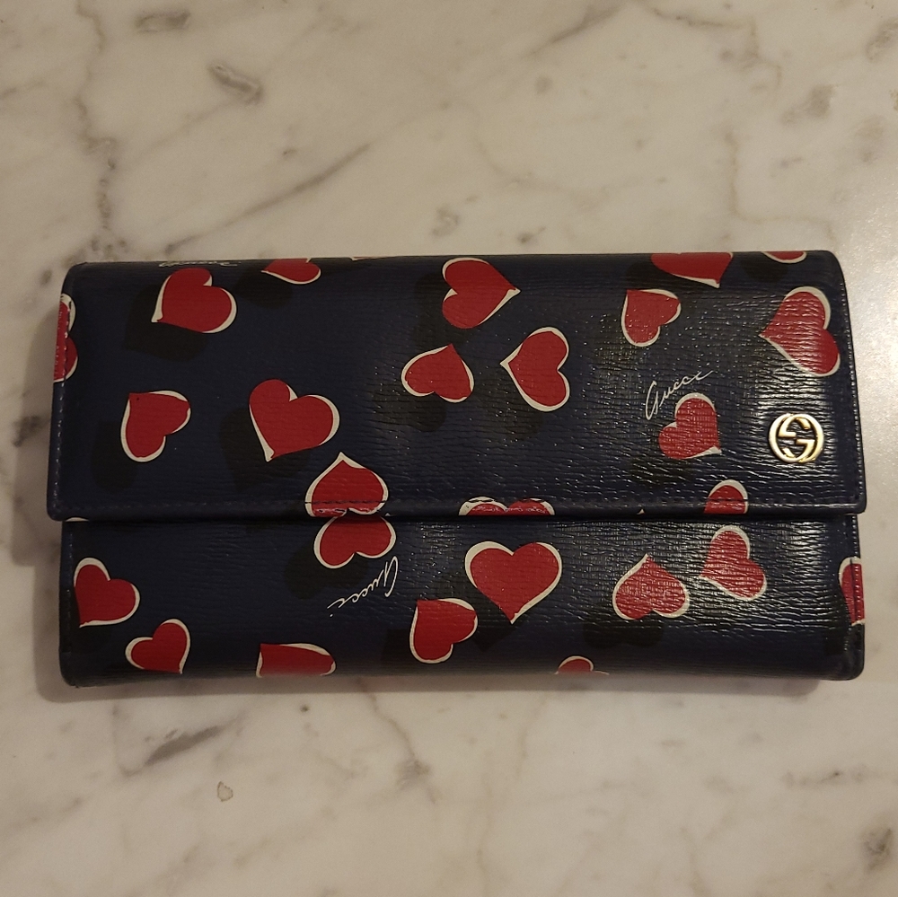 Gucci wallet